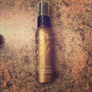 Younique self tanning spray